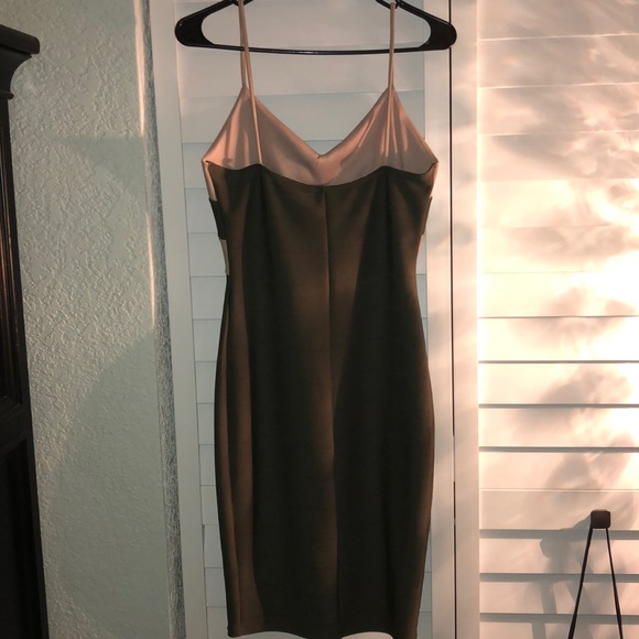 BANDAGE STYLE BODYCON DRESS - Picture 3 of 3